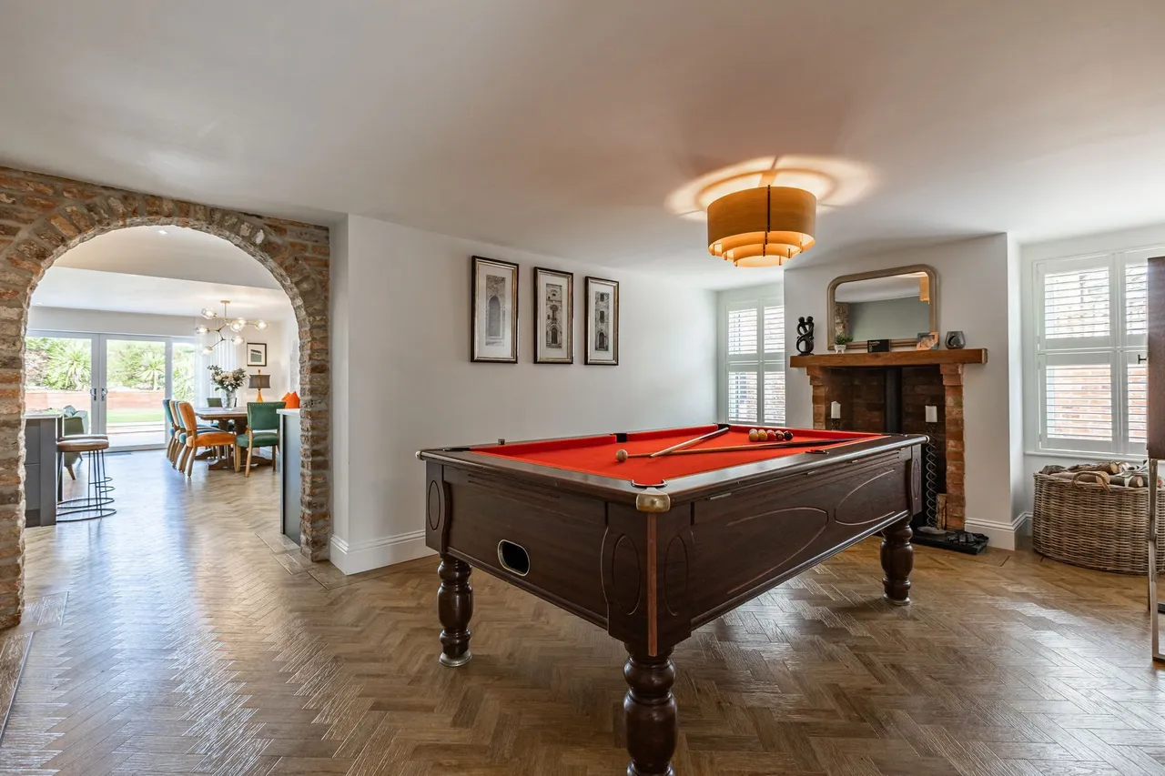 Beautifully Renovated Country Residen, photo 12