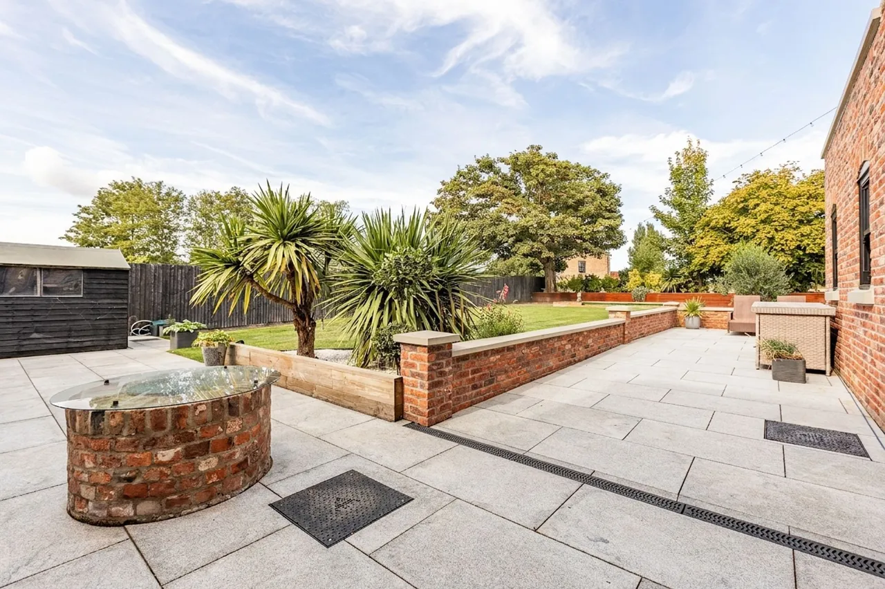 Beautifully Renovated Country Residen, photo 22