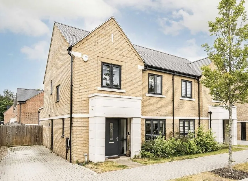 4 bed house for sale — Orchard Farm Avenue, East Molesey, KT8