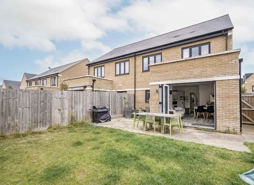 Orchard Farm Avenue, East Molesey, KT8, photo 4
