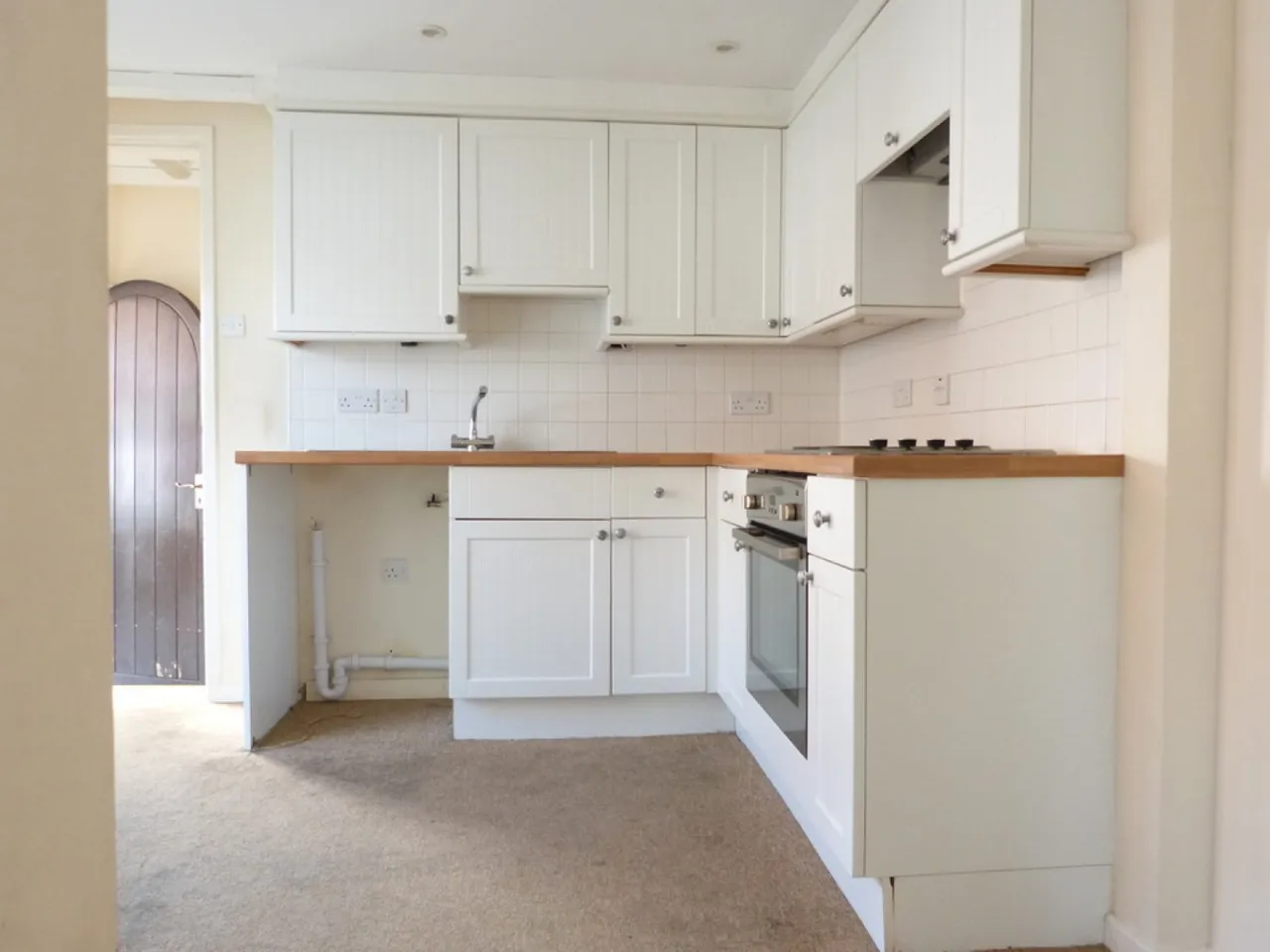 High Street, Pershore, WR10, photo 3