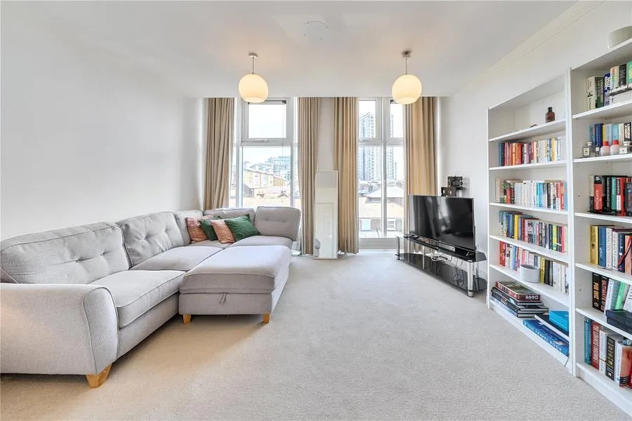 Coral Row, London, SW11, photo 13