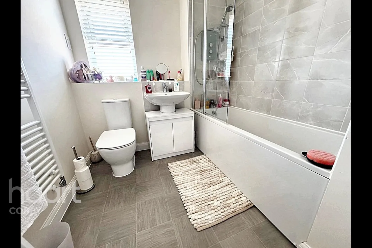 Sandpiper Road, Kettering, NN14, photo 6