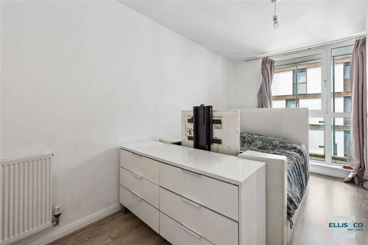 Mill Mead Road, London, N17, photo 8