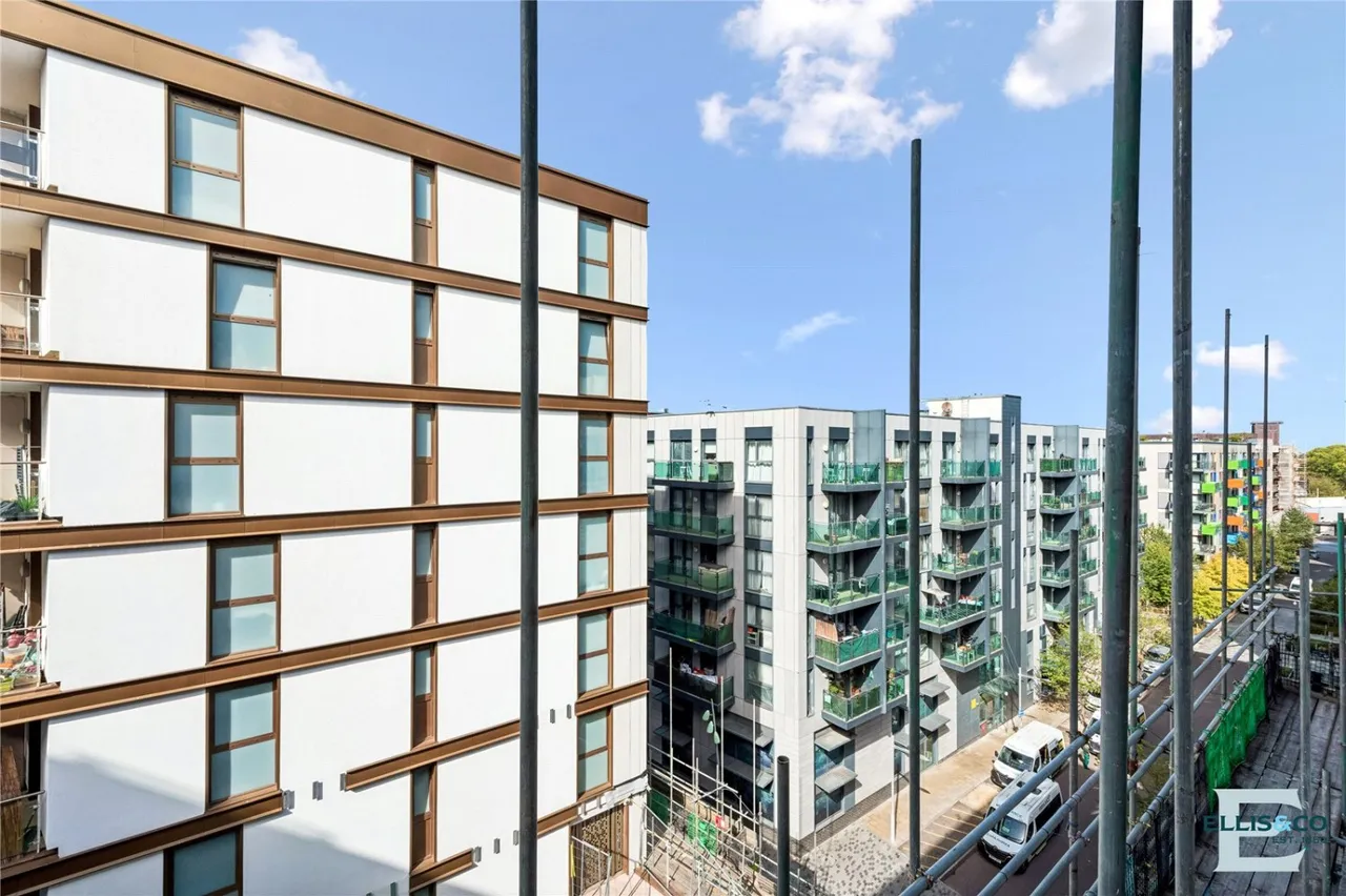 Mill Mead Road, London, N17, photo 20