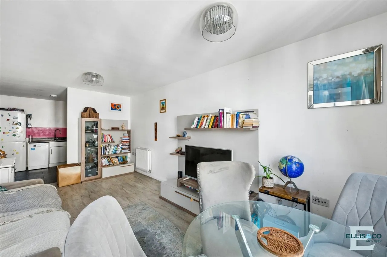 Mill Mead Road, London, N17, photo 7