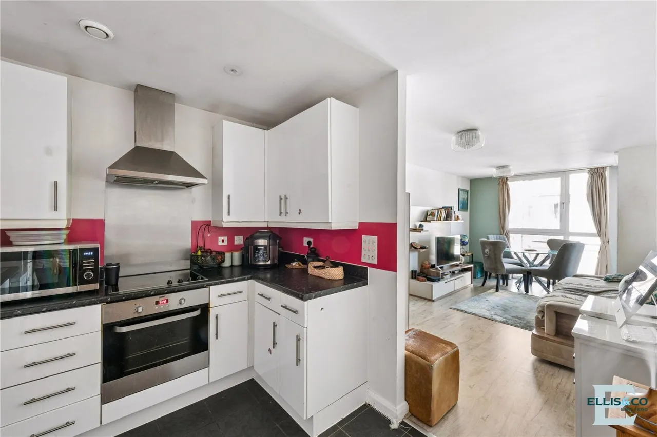Mill Mead Road, London, N17, photo 5