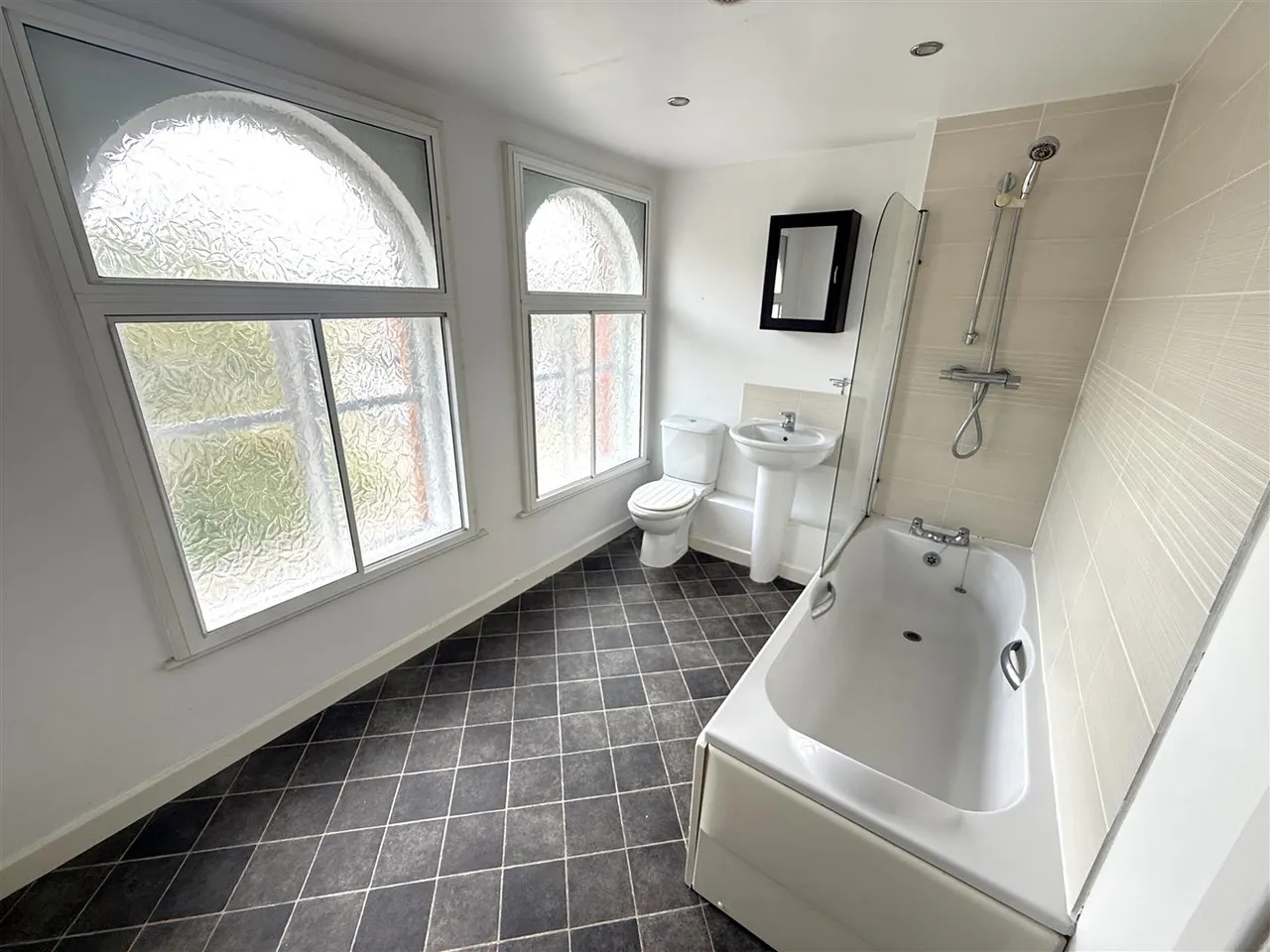 Grants Yard, Burton-On-Trent, DE14, photo 13