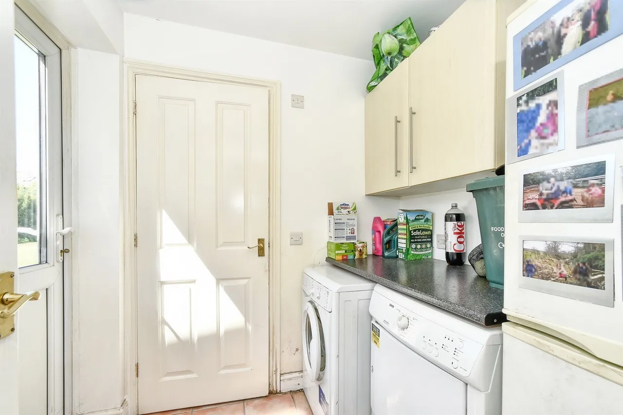 Thames Close, Cricklade, SN6, photo 7