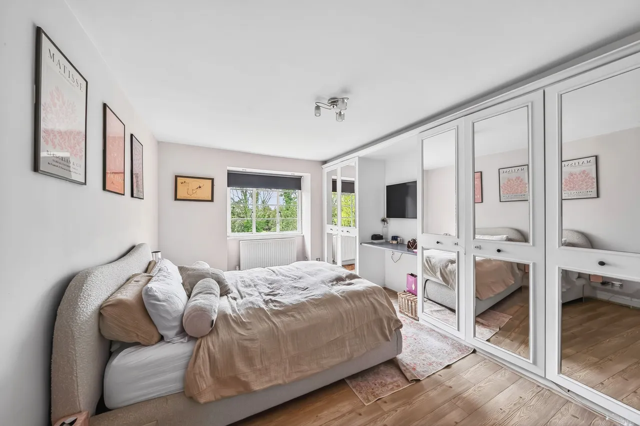 29 Denison Close, London, photo 4