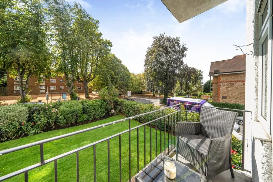 Hendon Lane, London, N3, photo 20