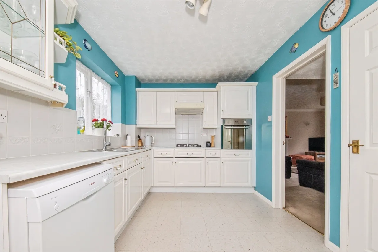 Whitethorn Road, Purdis Farm, IP3, photo 8