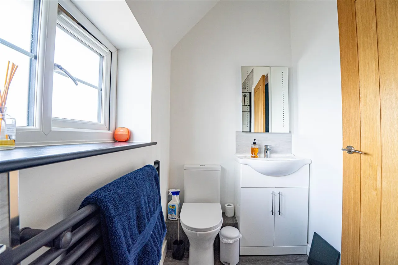 Skinners Lane, Catsfield, photo 16