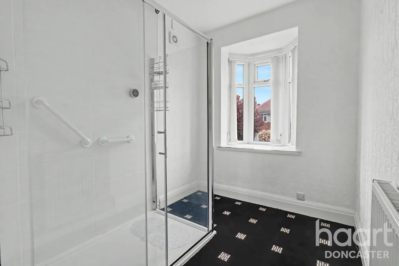 Sandall Rise, Wheatley Hills, DN2, photo 17