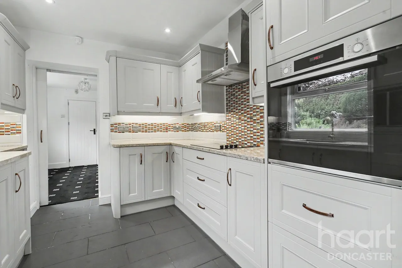 Sandall Rise, Wheatley Hills, DN2, photo 2