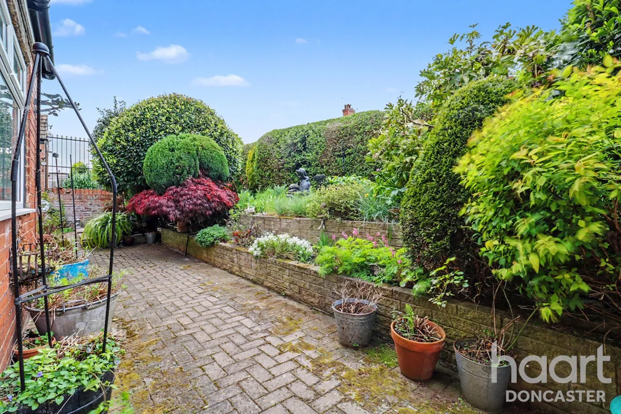 Sandall Rise, Wheatley Hills, DN2, photo 26