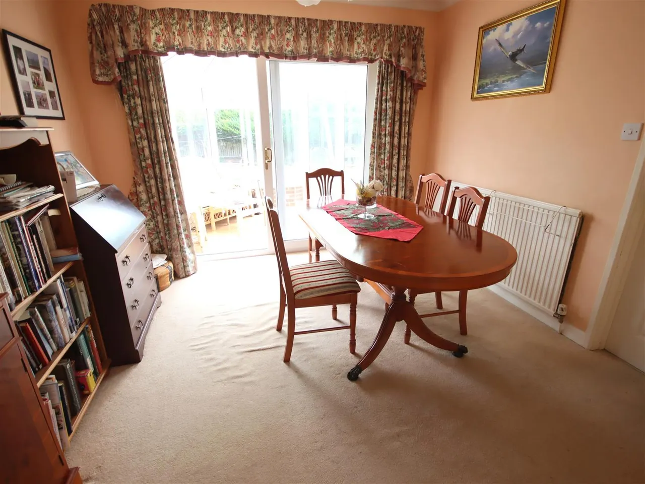 Elm Close, Calne, photo 5
