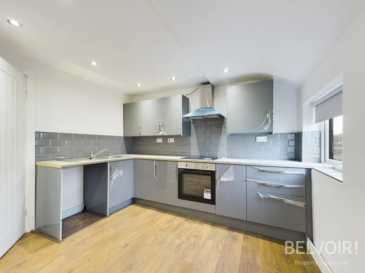 East Prescot Road, Liverpool, L14, photo 2