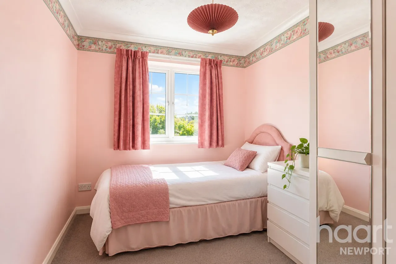 The Redlands, Newport, NP19, photo 14