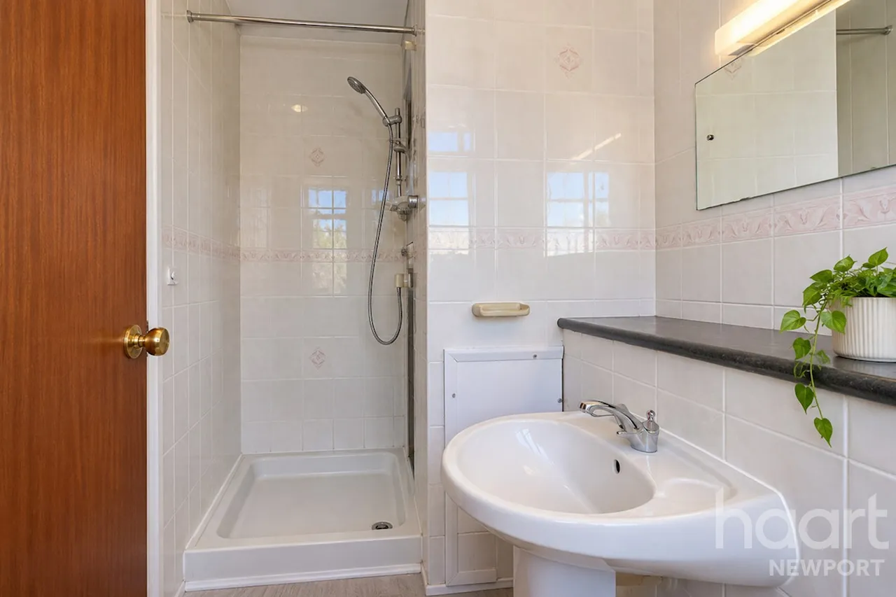 The Redlands, Newport, NP19, photo 16
