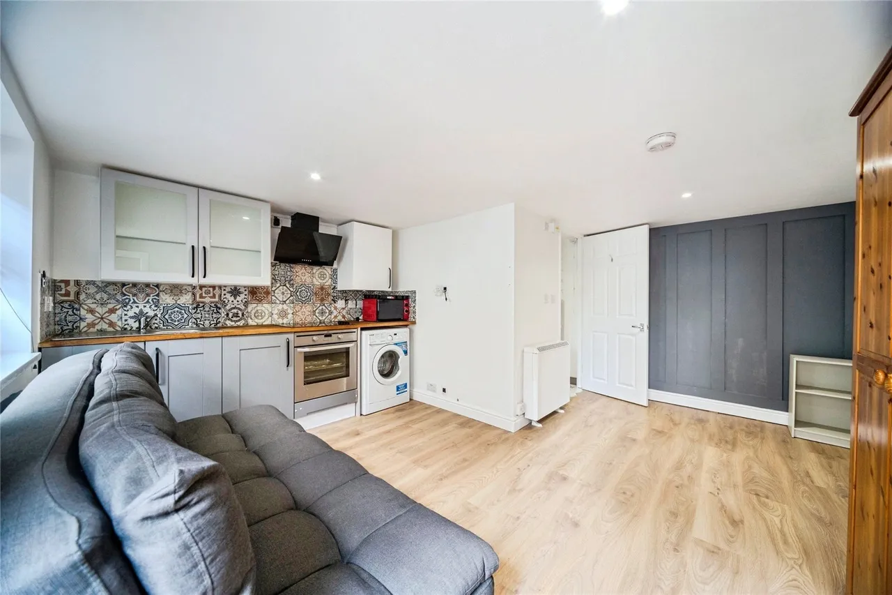 Nene Drive, Bletchley, Milton Keynes, Buckinghamshire, MK3, photo 26