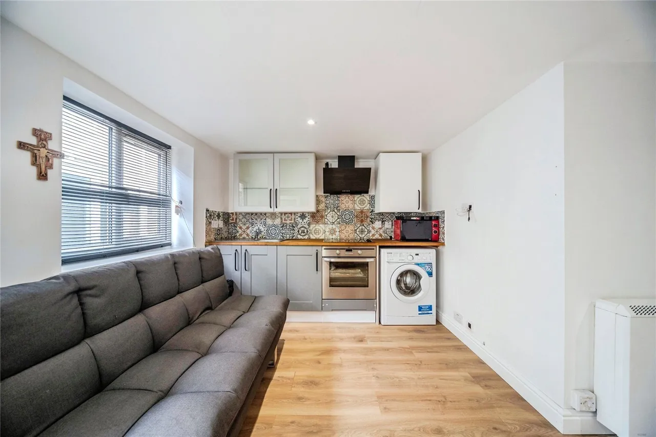 Nene Drive, Bletchley, Milton Keynes, Buckinghamshire, MK3, photo 27