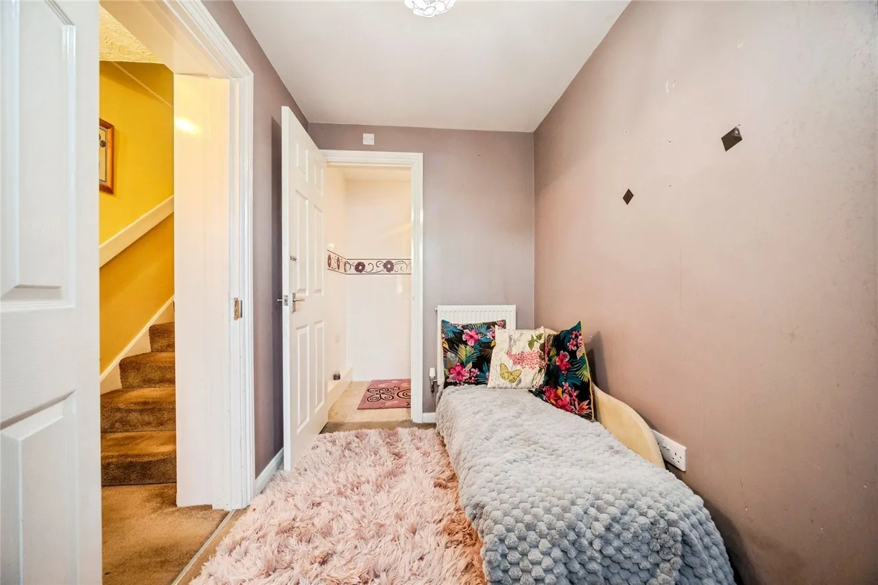 Nene Drive, Bletchley, Milton Keynes, Buckinghamshire, MK3, photo 12