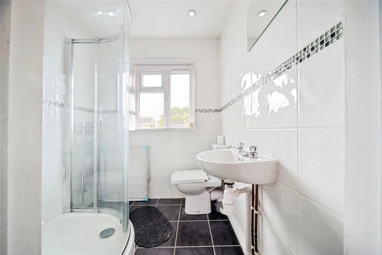 Nene Drive, Bletchley, Milton Keynes, Buckinghamshire, MK3, photo 21
