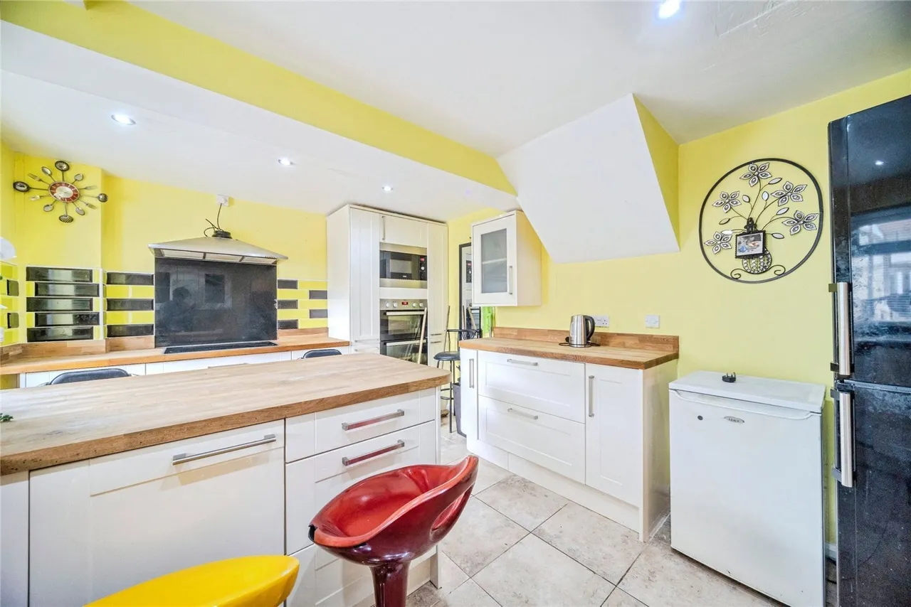 Nene Drive, Bletchley, Milton Keynes, Buckinghamshire, MK3, photo 8