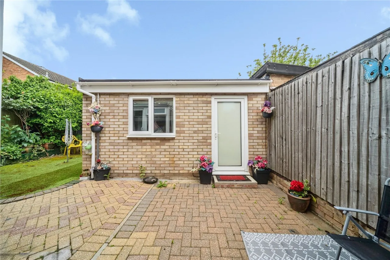 Nene Drive, Bletchley, Milton Keynes, Buckinghamshire, MK3, photo 25