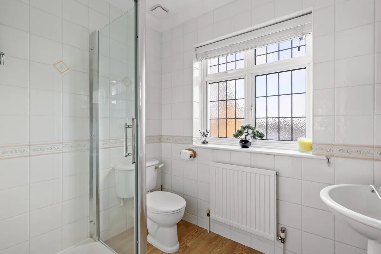 Broadfield Way, Buckhurst Hill, IG9 5AG, photo 6