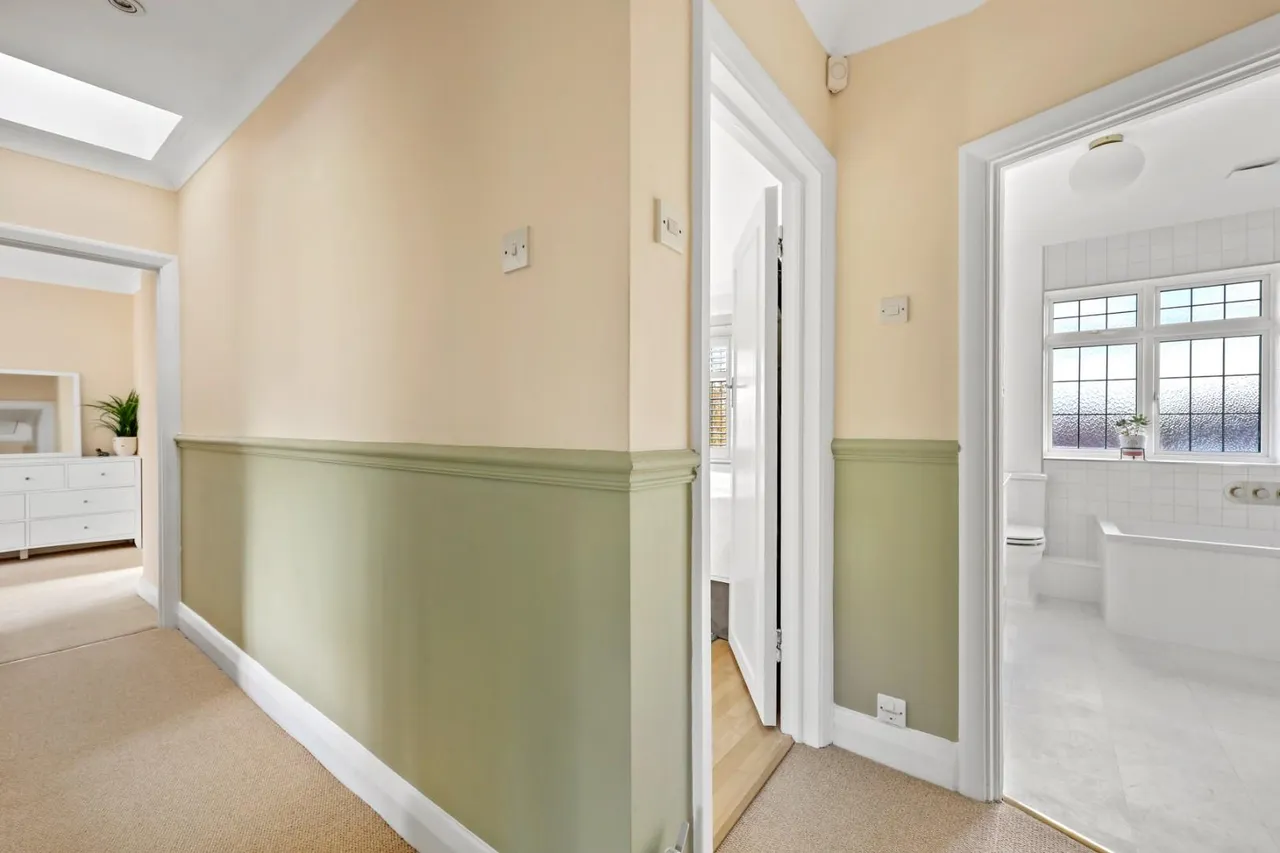 Broadfield Way, Buckhurst Hill, IG9 5AG, photo 8