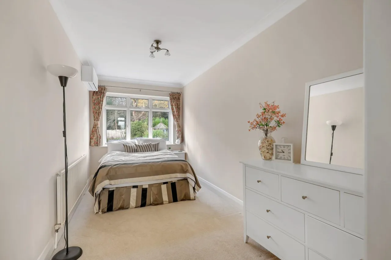 Broadfield Way, Buckhurst Hill, IG9 5AG, photo 7
