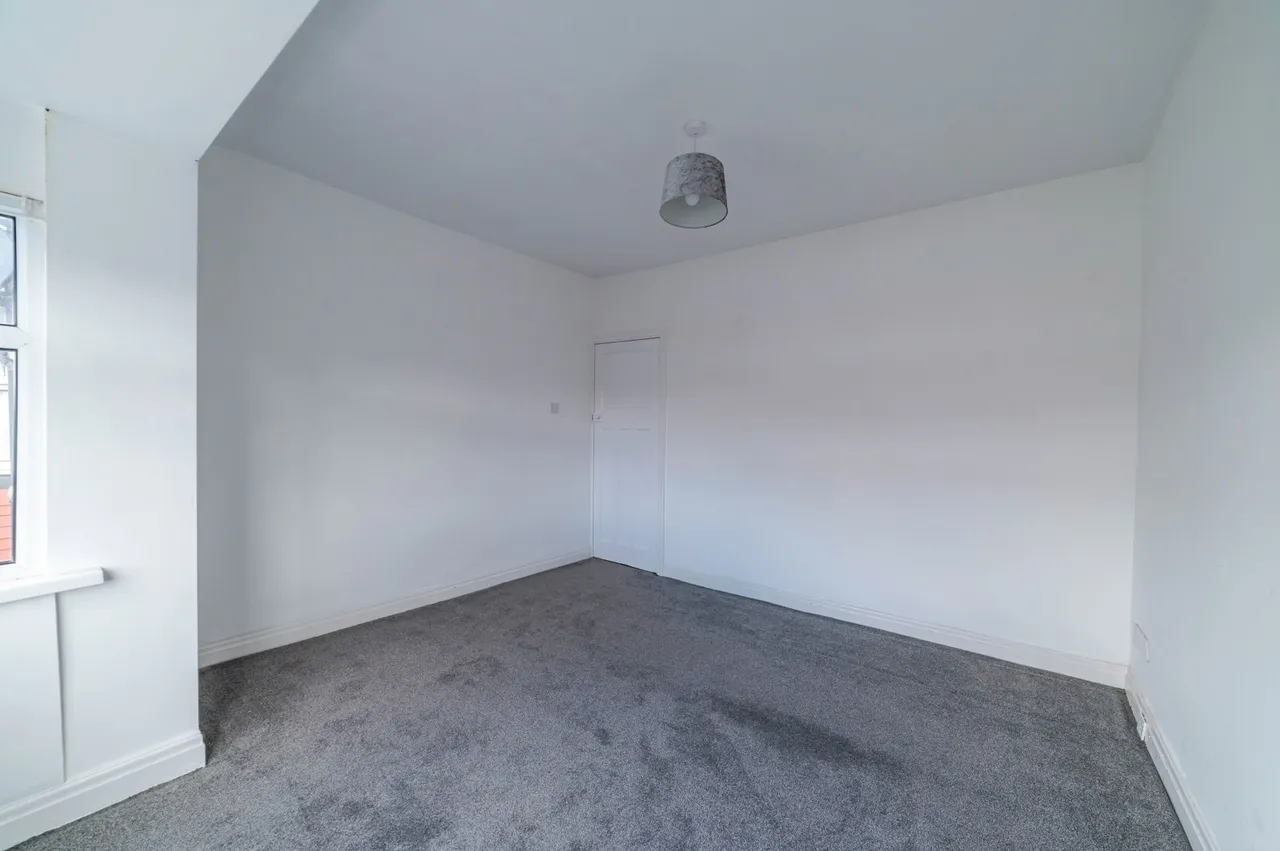 Belvedere Avenue, Reddish, SK5, photo 9