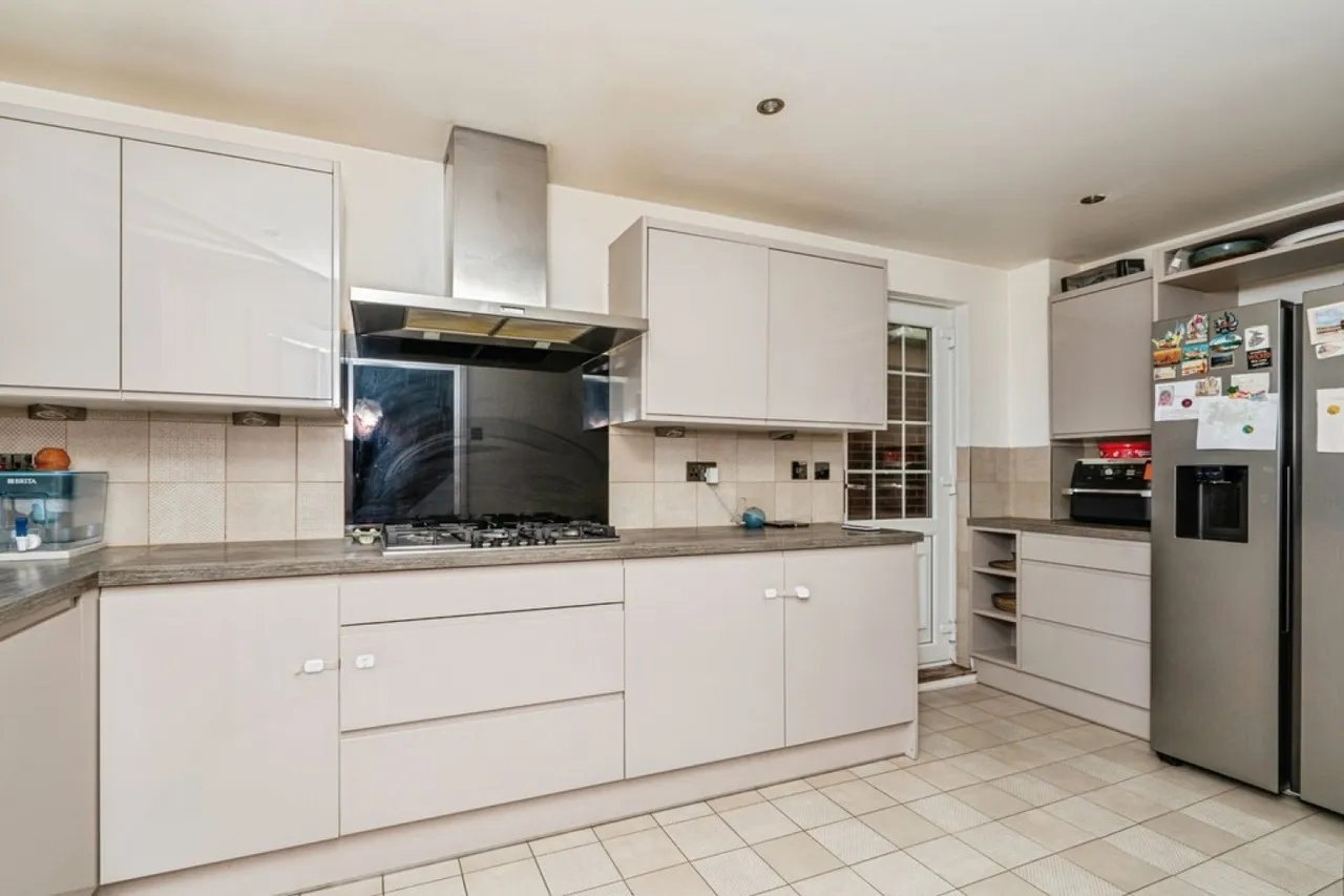 Shilburn Way, Woking, GU21, photo 7
