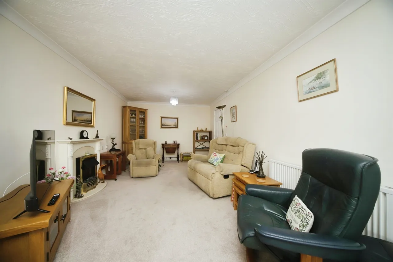 Blenheim Road, Minehead, TA24, photo 5