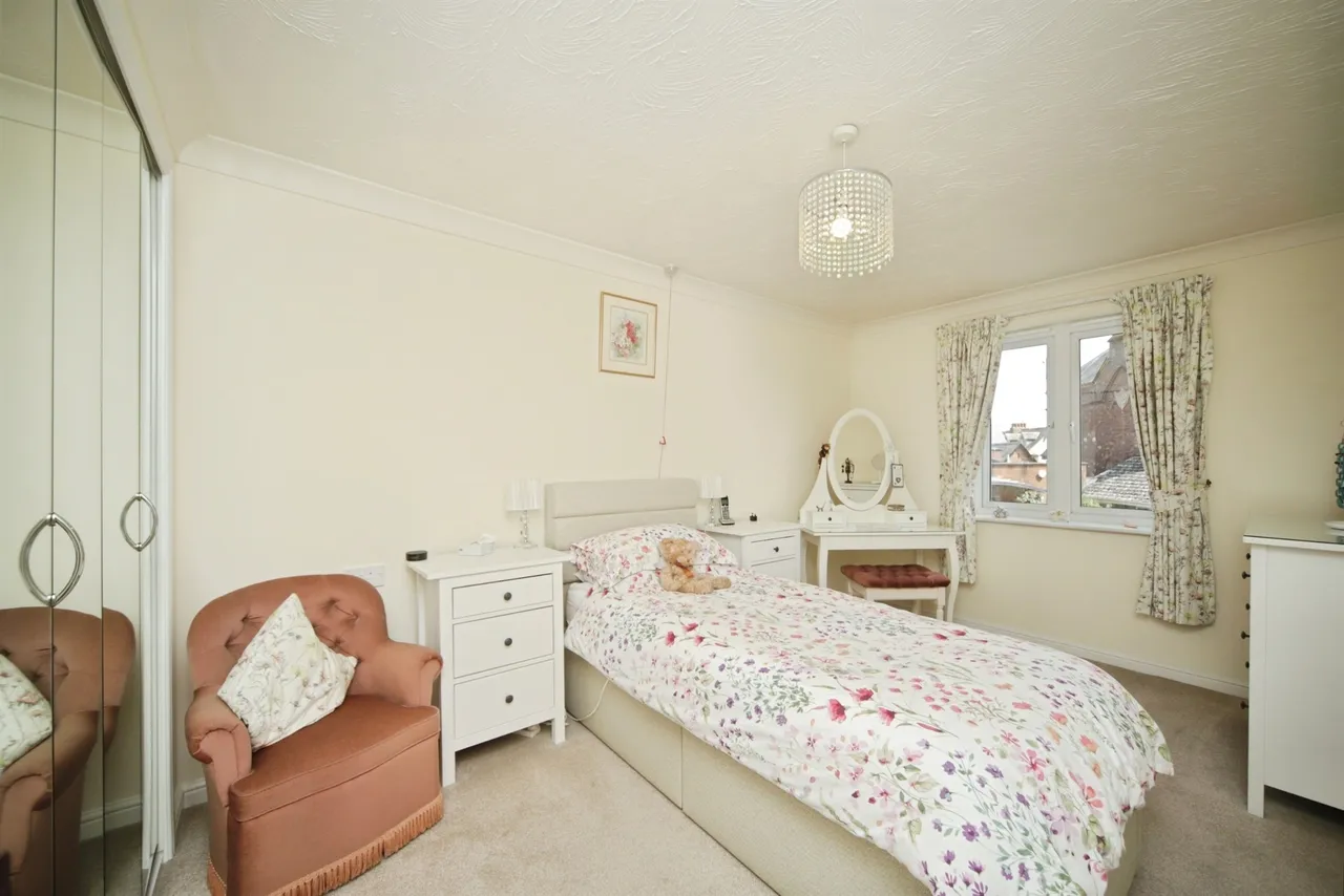 Blenheim Road, Minehead, TA24, photo 8