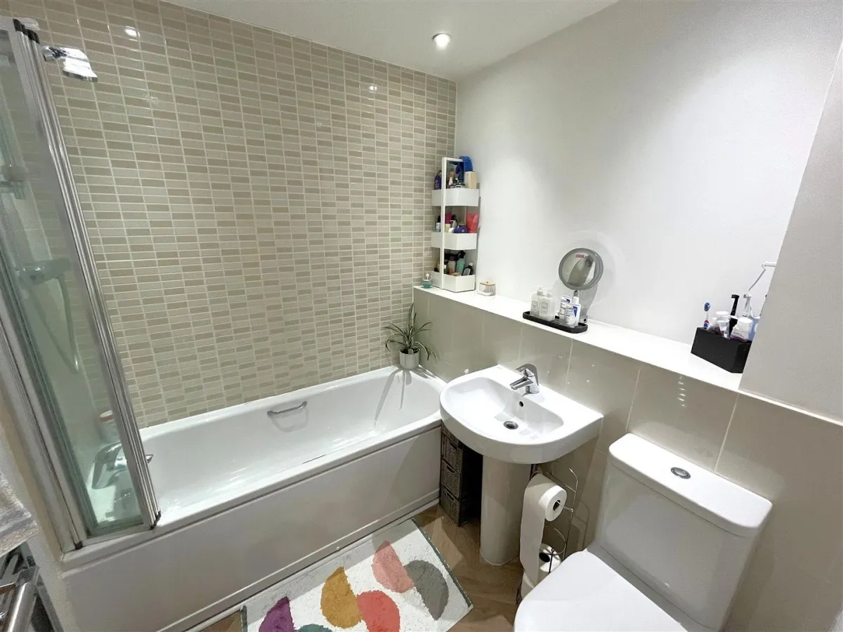Meek Road, Newent, GL18, photo 11
