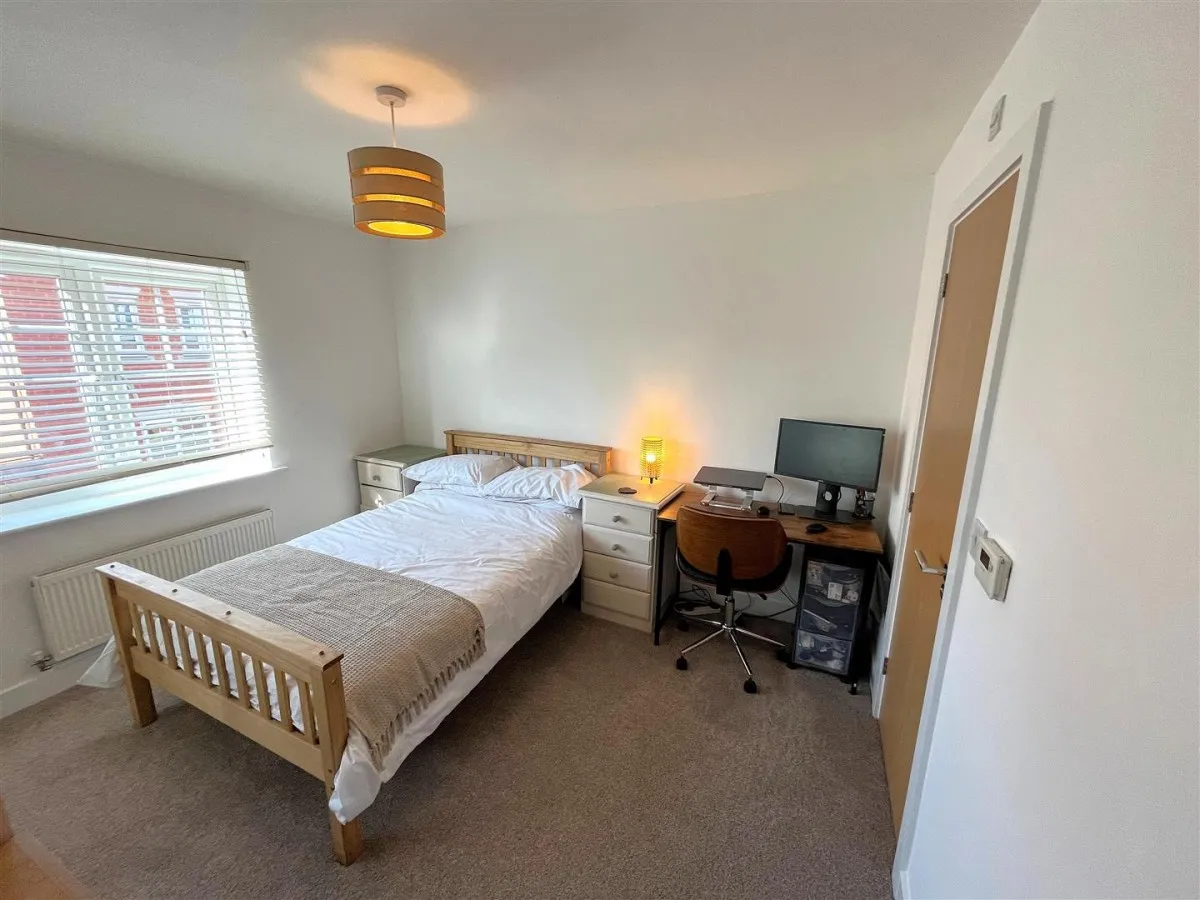Meek Road, Newent, GL18, photo 6