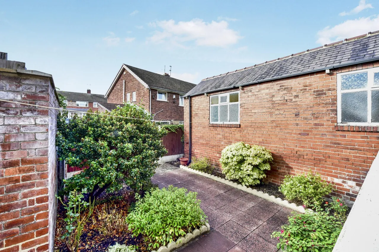 Main Street, Rawmarsh, S62, photo 20