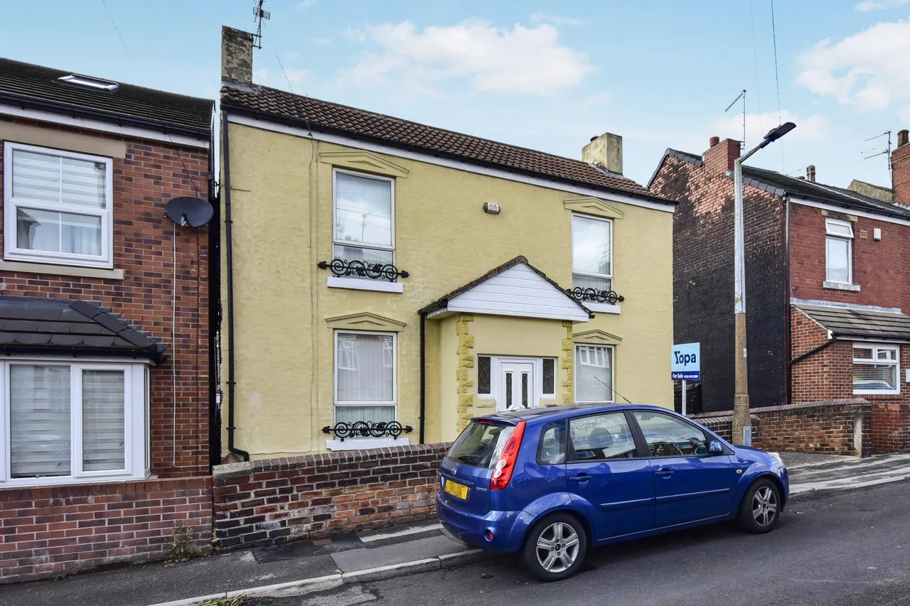 Main Street, Rawmarsh, S62, photo 23