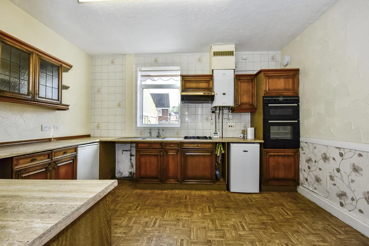 Main Street, Rawmarsh, S62, photo 8