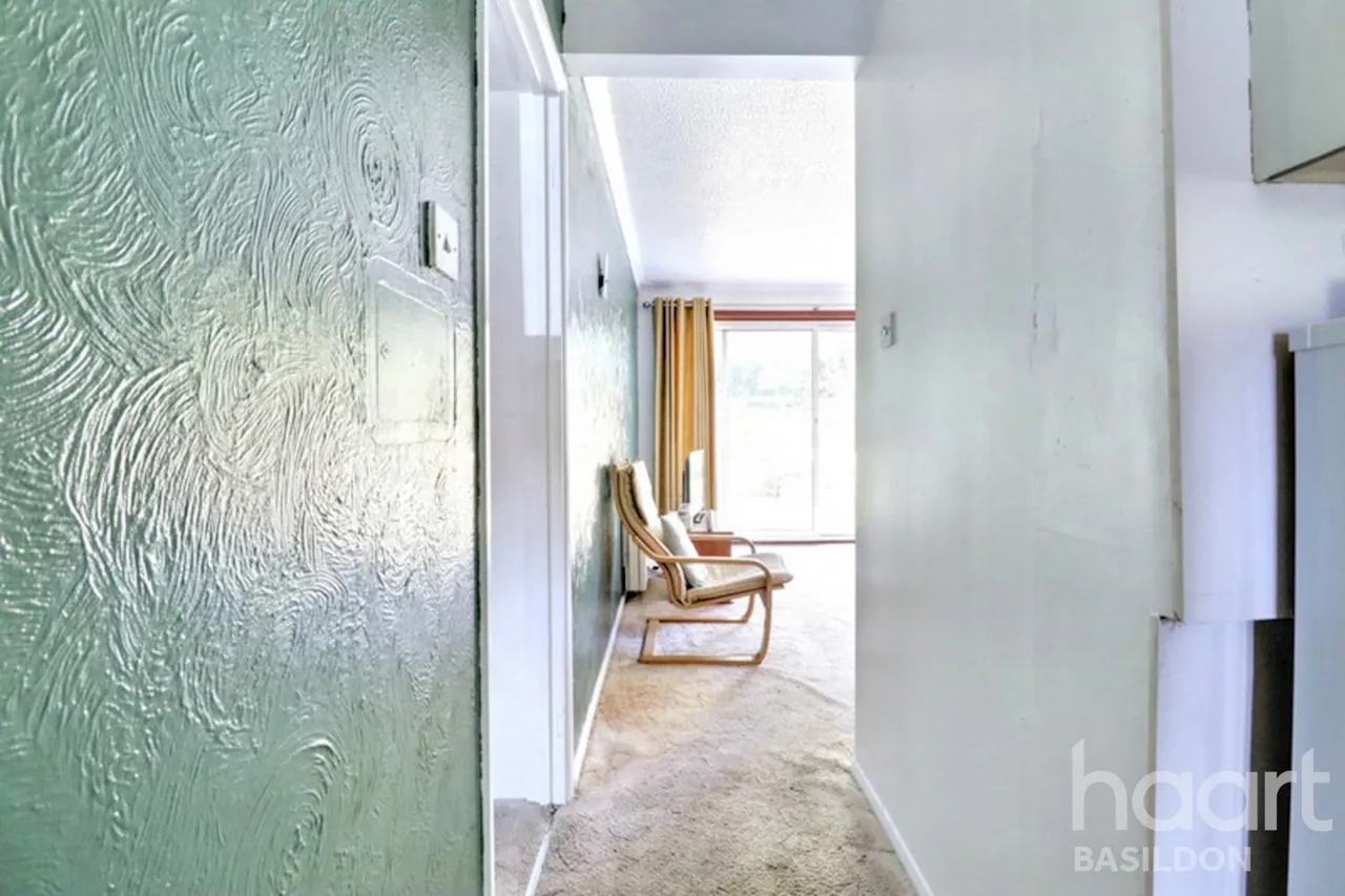 Holgate, Basildon, SS13, photo 9