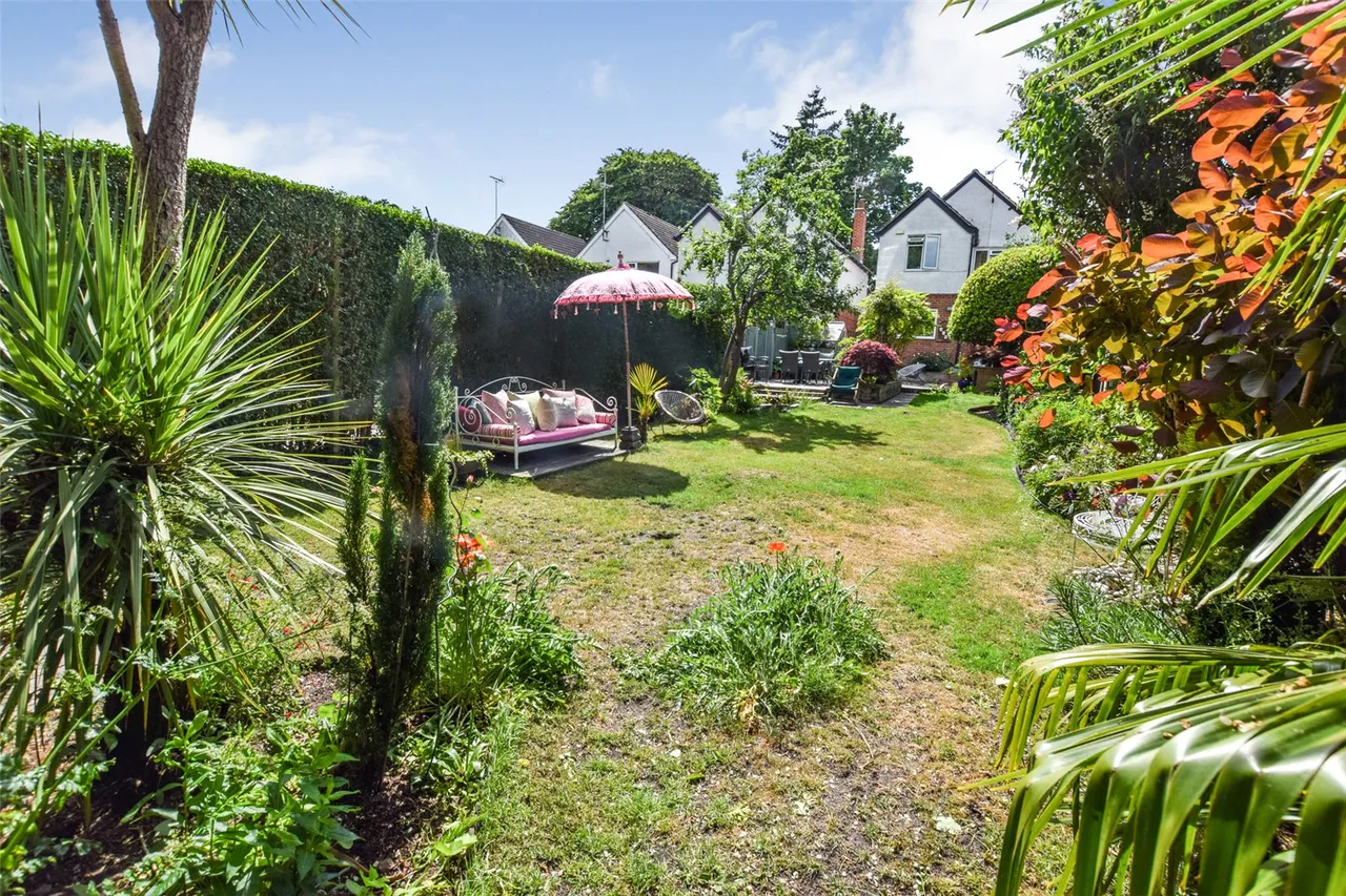 Canterbury Road, Farnborough, Hampshire, GU14 6QP, photo 20