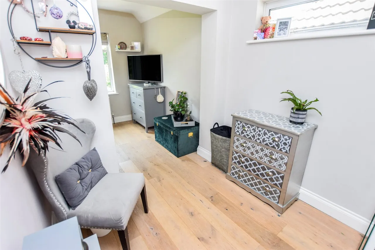 Canterbury Road, Farnborough, Hampshire, GU14 6QP, photo 15