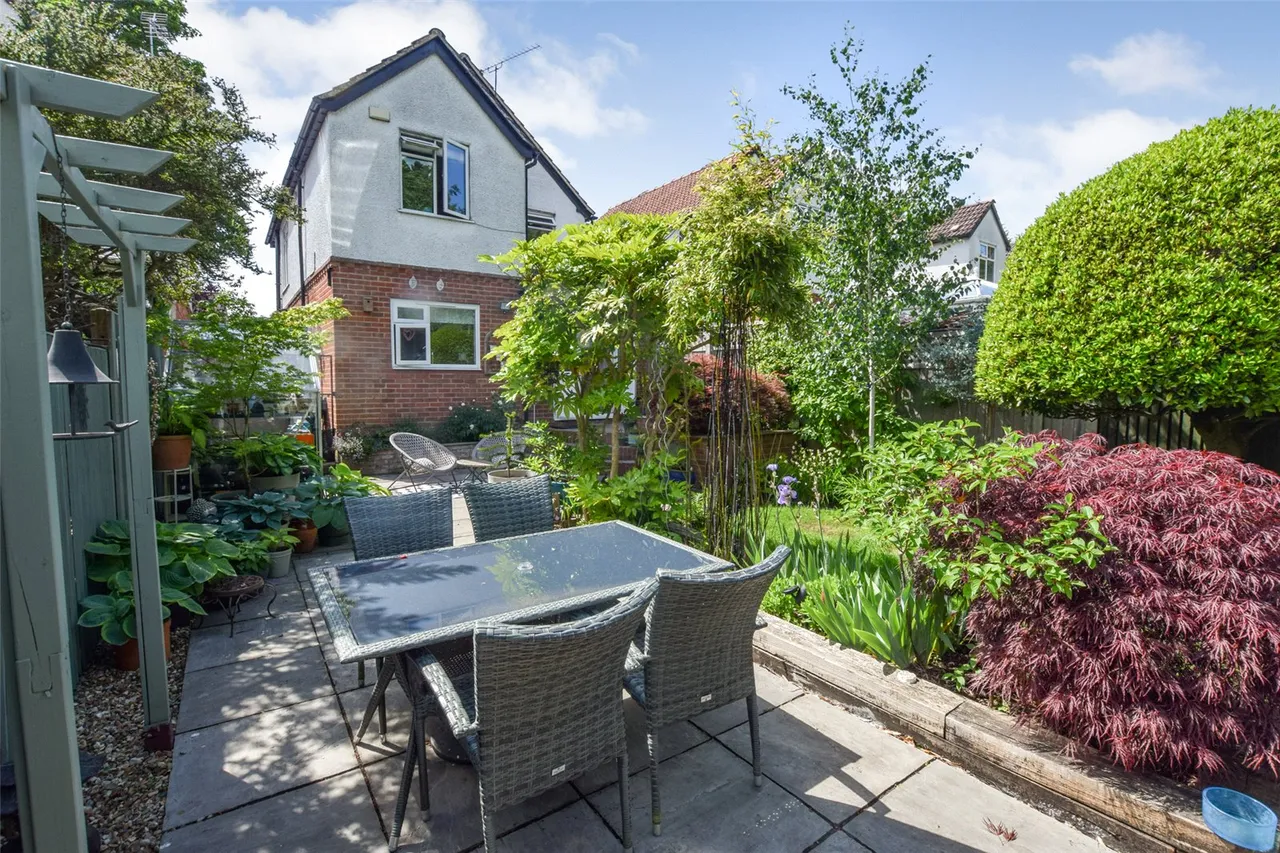 Canterbury Road, Farnborough, Hampshire, GU14 6QP, photo 21