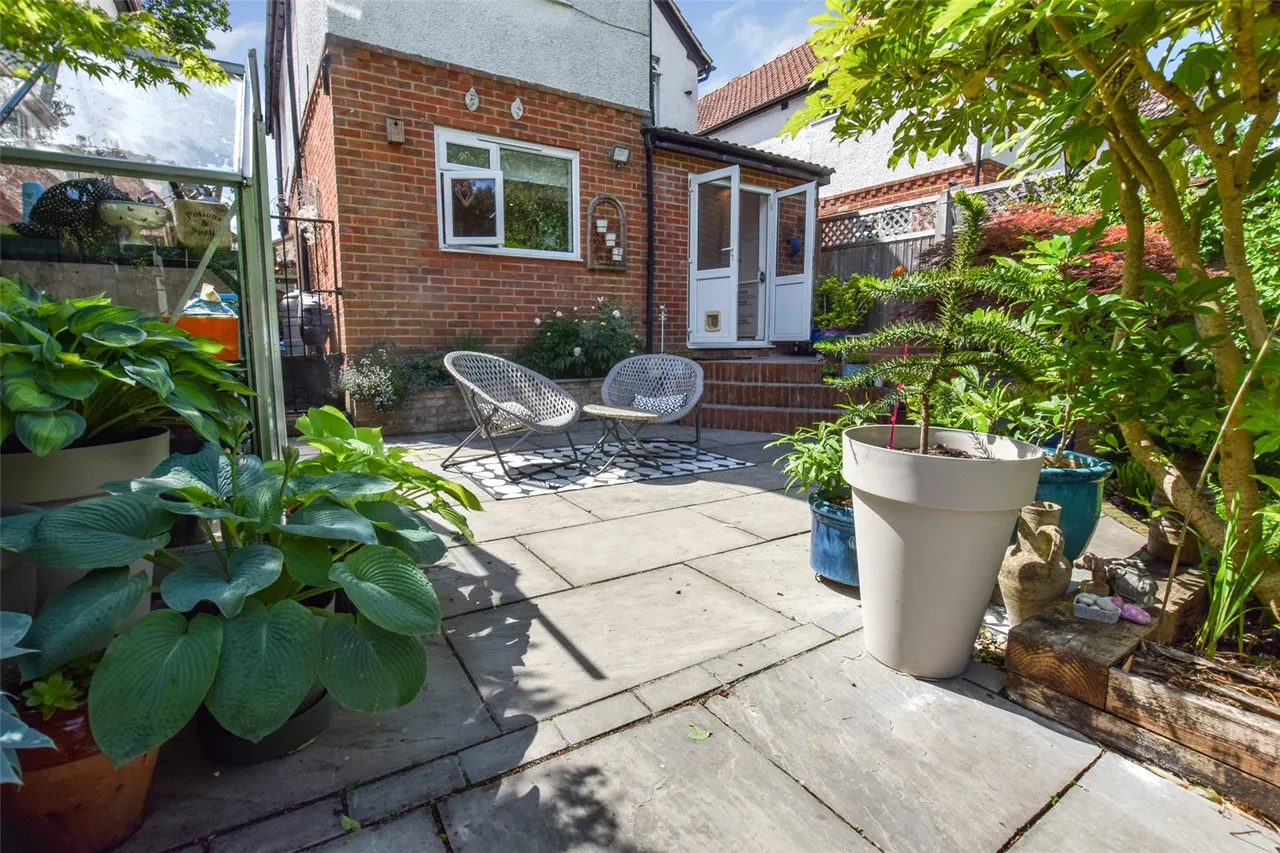 Canterbury Road, Farnborough, Hampshire, GU14 6QP, photo 22