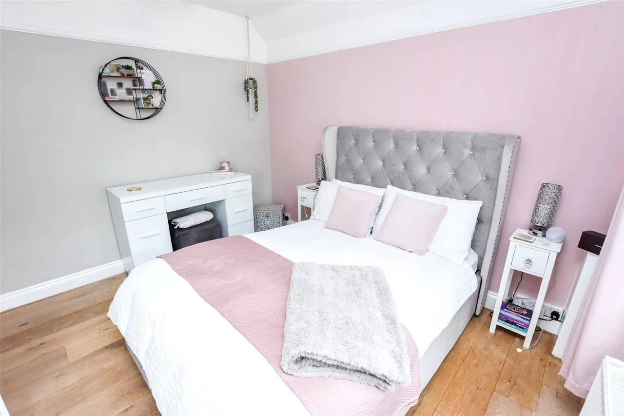 Canterbury Road, Farnborough, Hampshire, GU14 6QP, photo 13