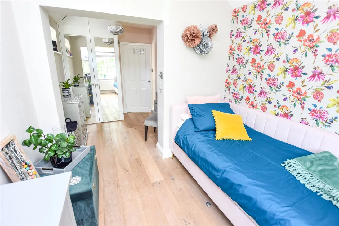 Canterbury Road, Farnborough, Hampshire, GU14 6QP, photo 8