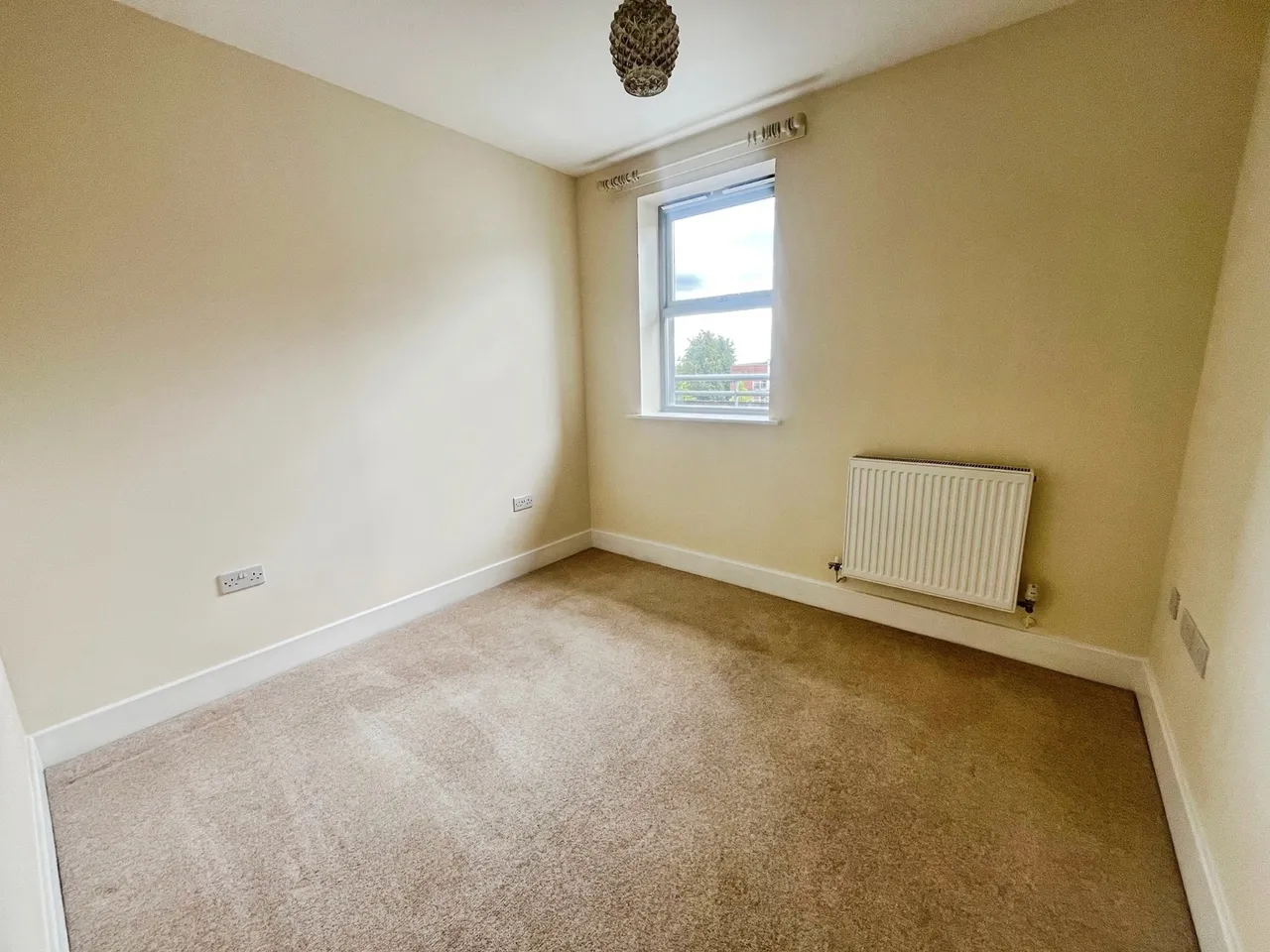 Idsworth Court, Basingstoke, Hampshire, RG24 9RR, photo 6